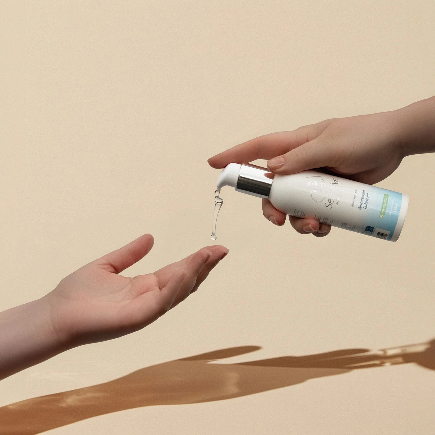 EasyGlide Sensitive glijmiddel met ingrediënten zoals aqua en glycerin
