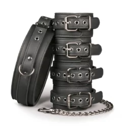Easytoys Fetish bondage set met halsband, handboeien en enkelboeien in zwart kunstleer