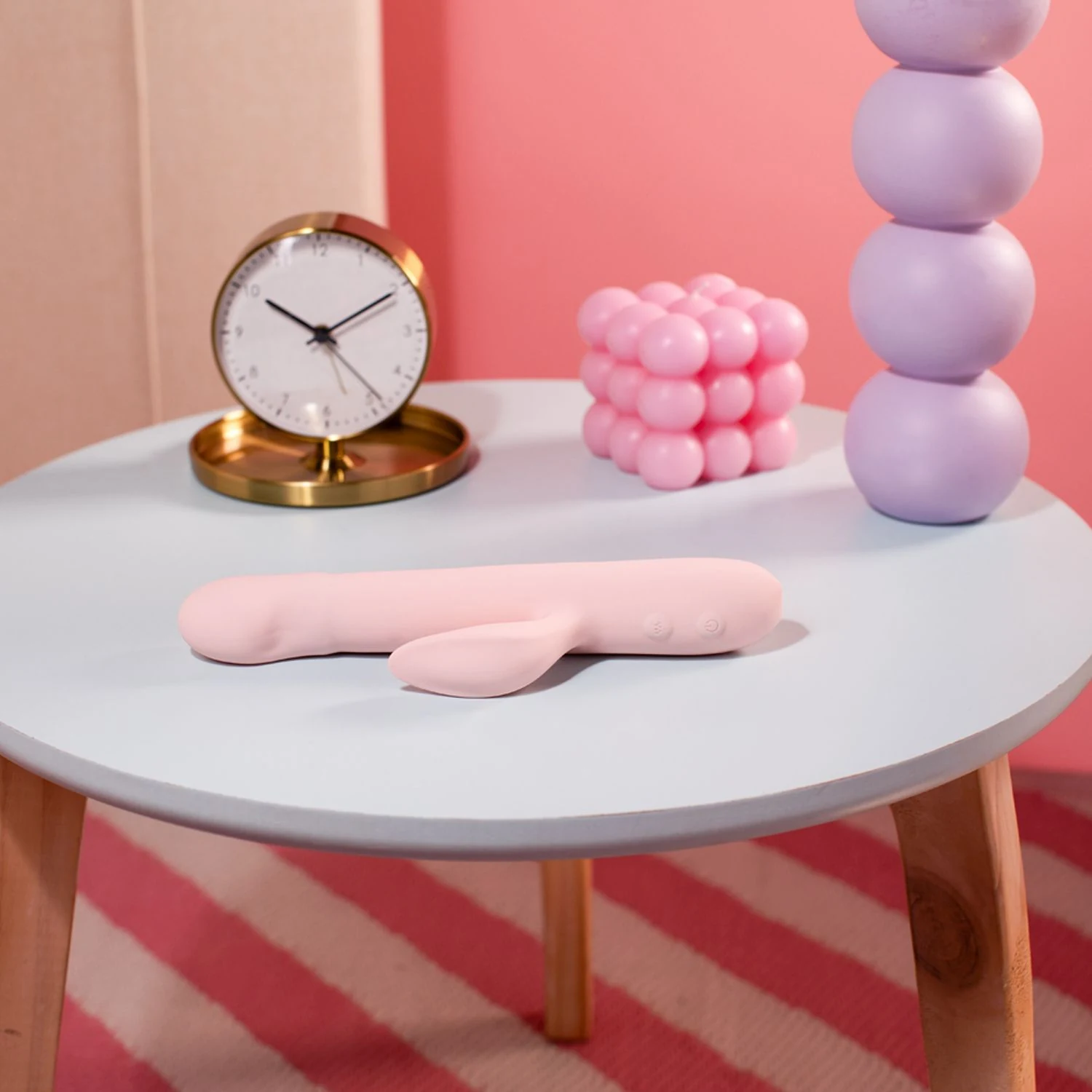 Stotende en vibrerende Shai vibrator roze