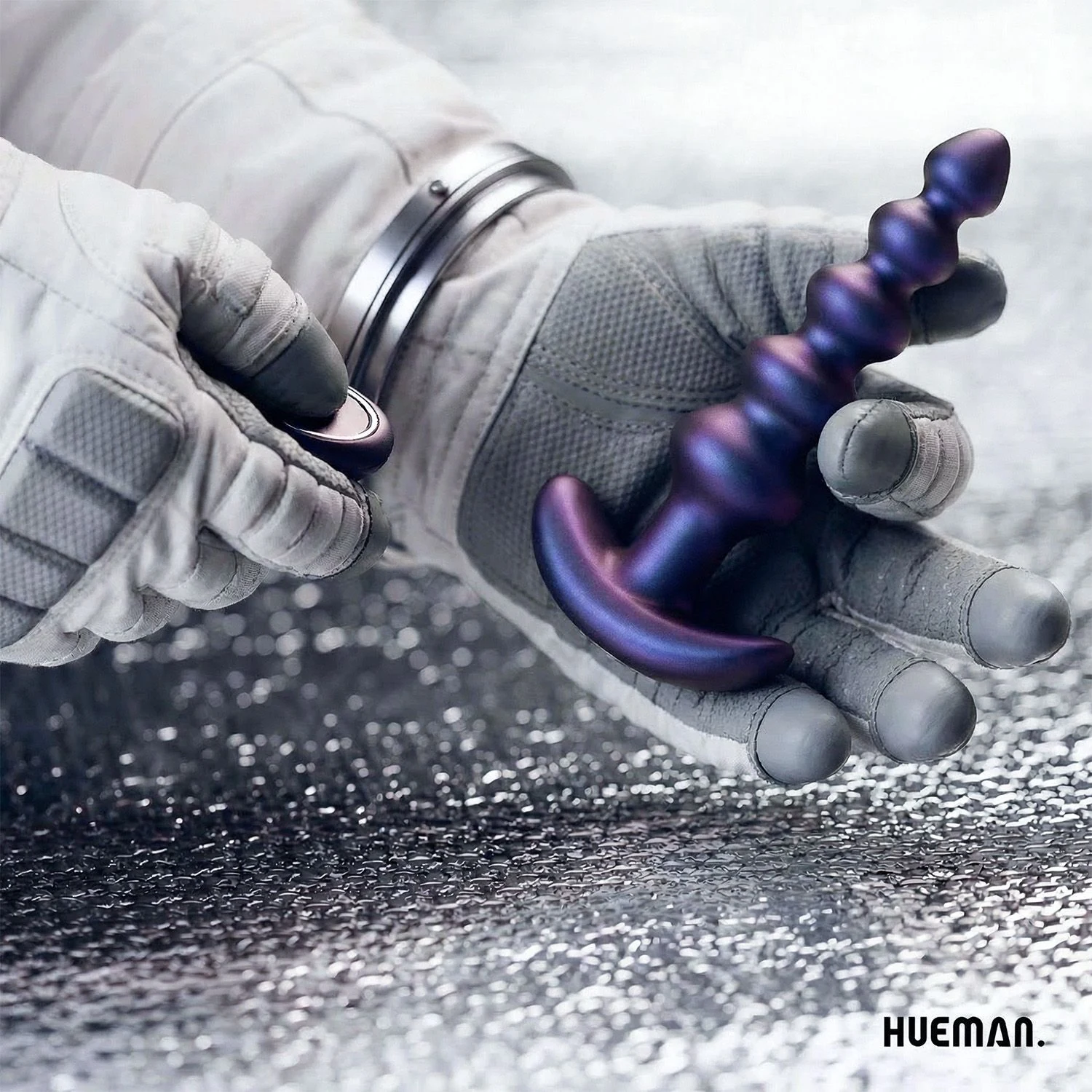 Hueman Galaxy Force buttplug geschikt voor glijmiddel op waterbasis
